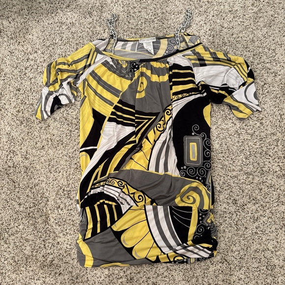 Body Central Abstract Yellow and Black Blouse - Picture 1 of 3